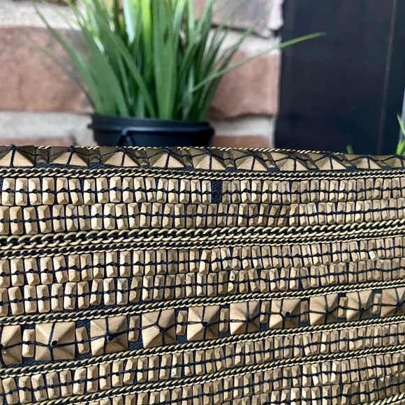 NWT Forever 21 Gold Beaded Clutch - Picture 4 of 7